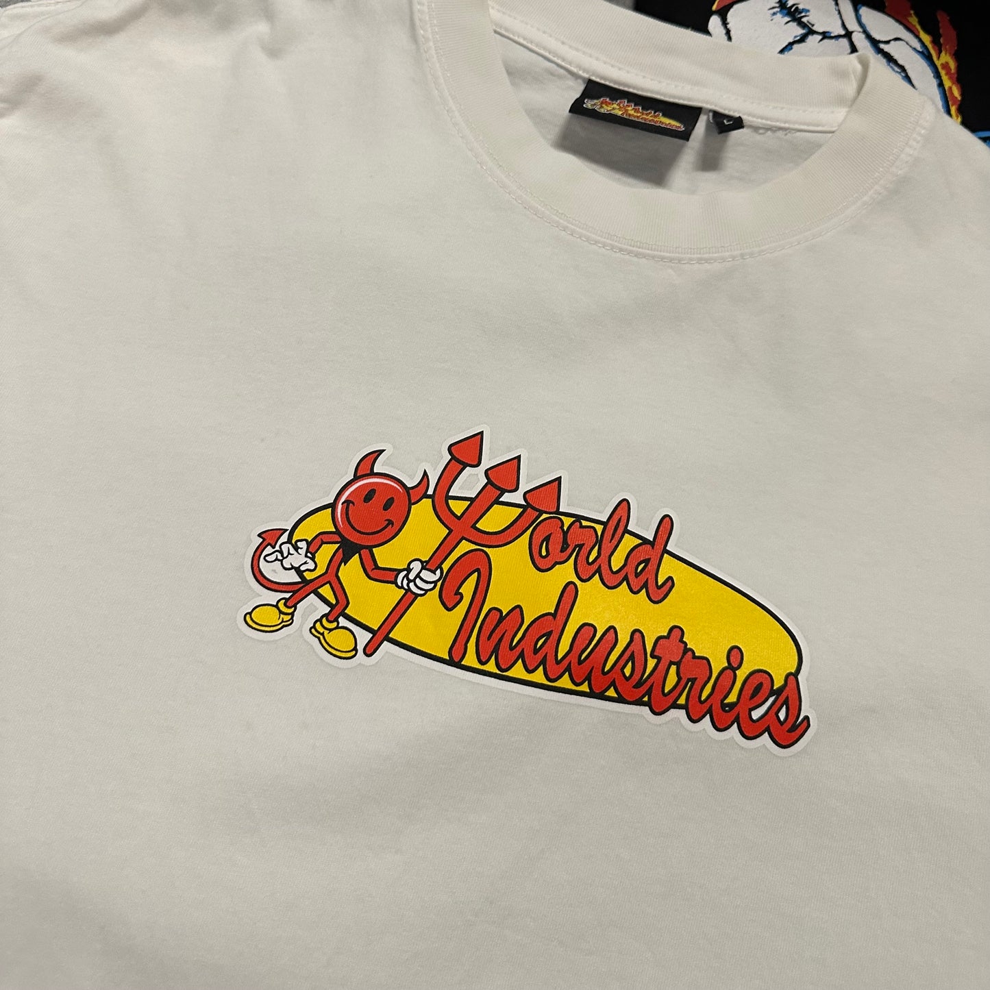 WORLD INDUSTRIES Devil logo tee