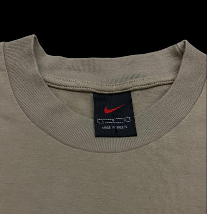 Vintage NIKE embroidery logo tee sand