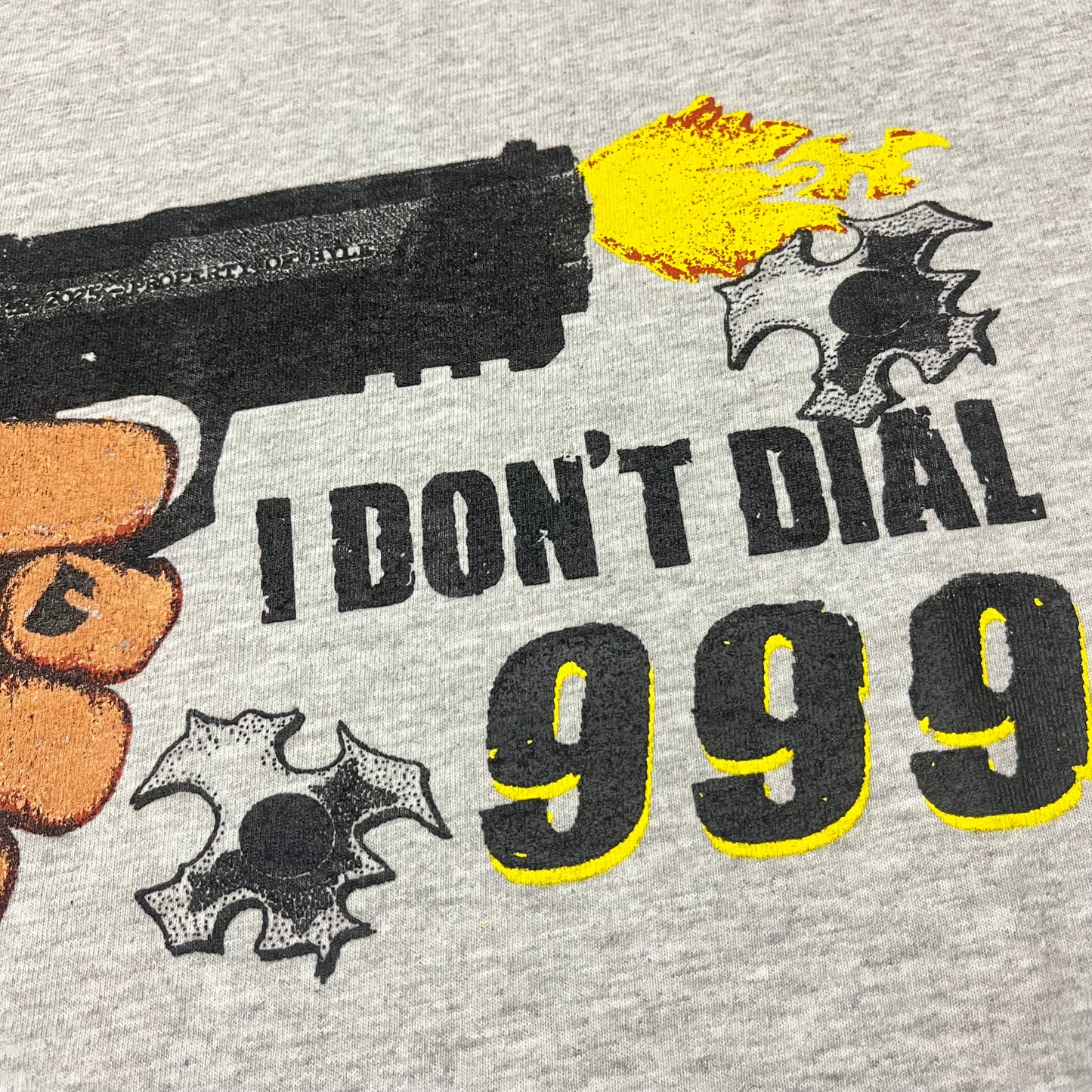 HYLE I DON’T DIAL 999 TEE