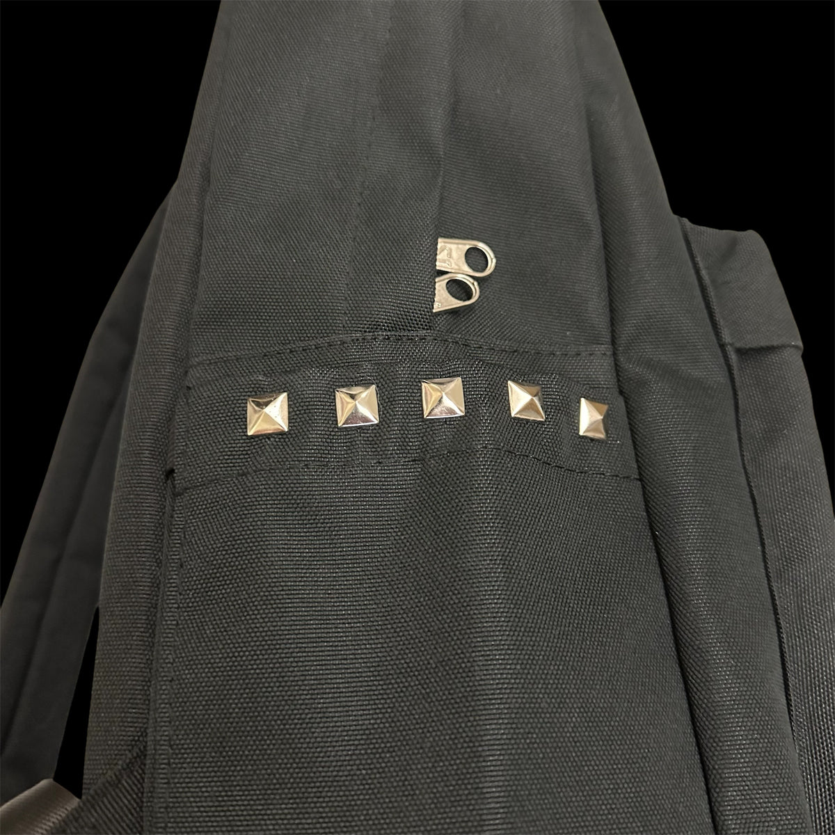 HYLE STUDDED BAG
