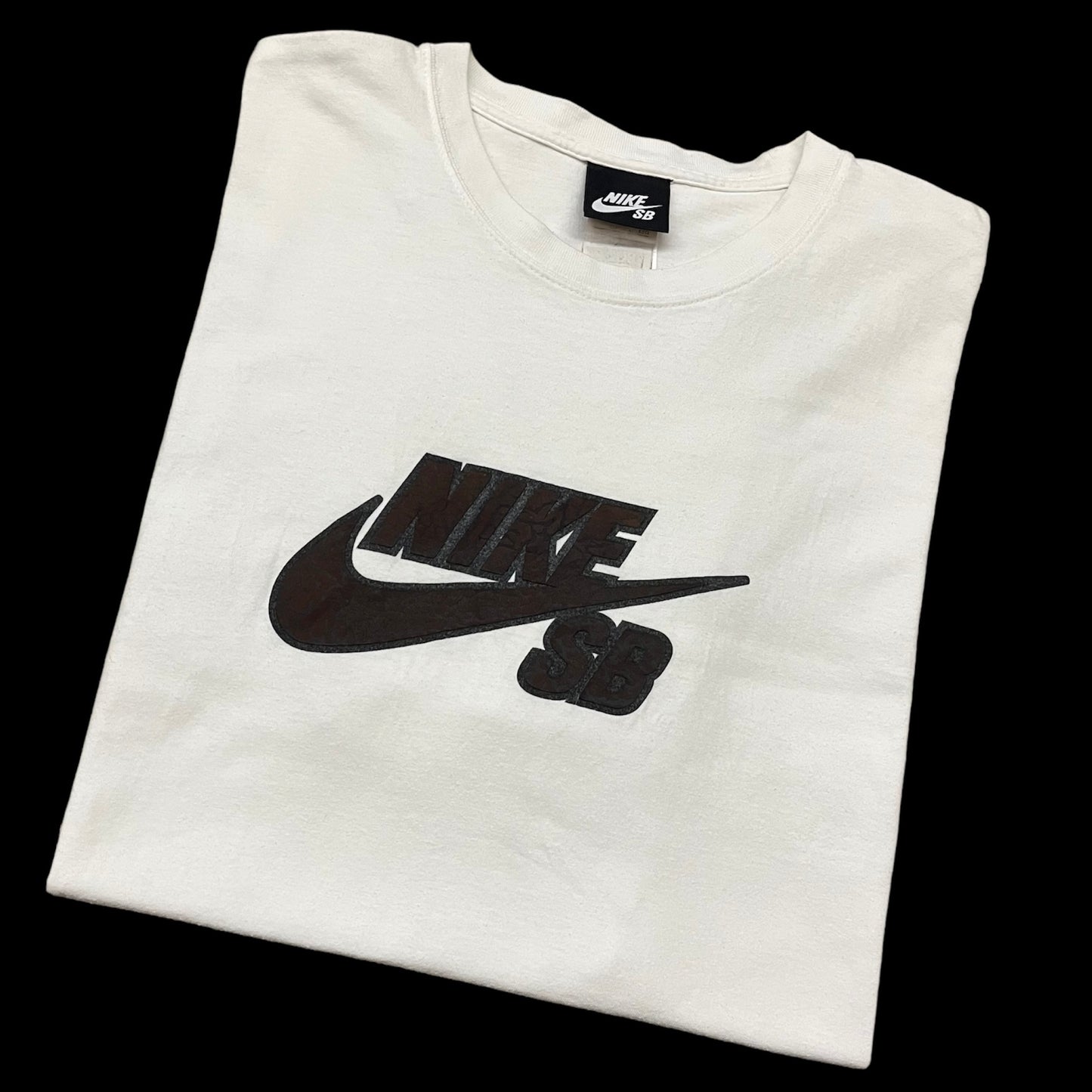 Vintage NIKE SB elephant print logo tee