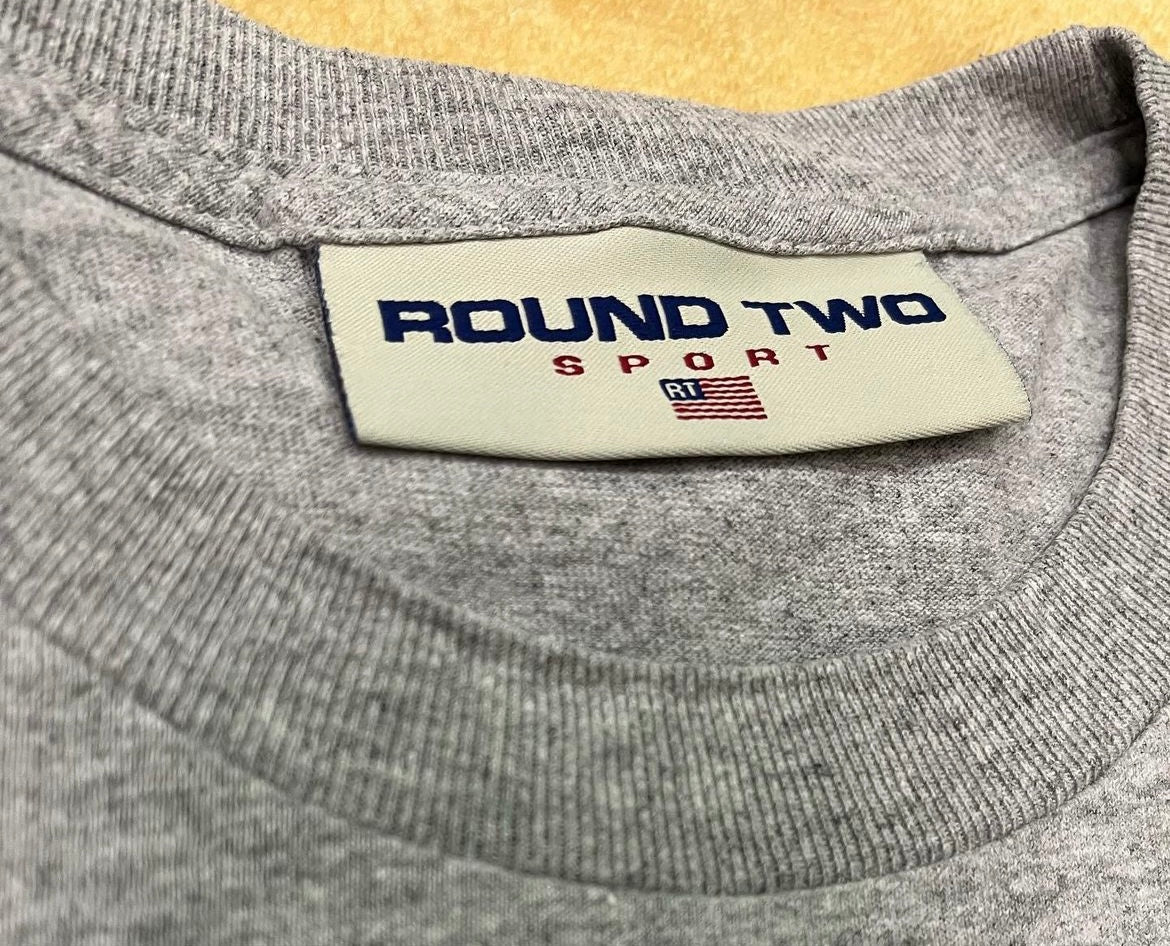 ROUND TWO SPORT logo tee