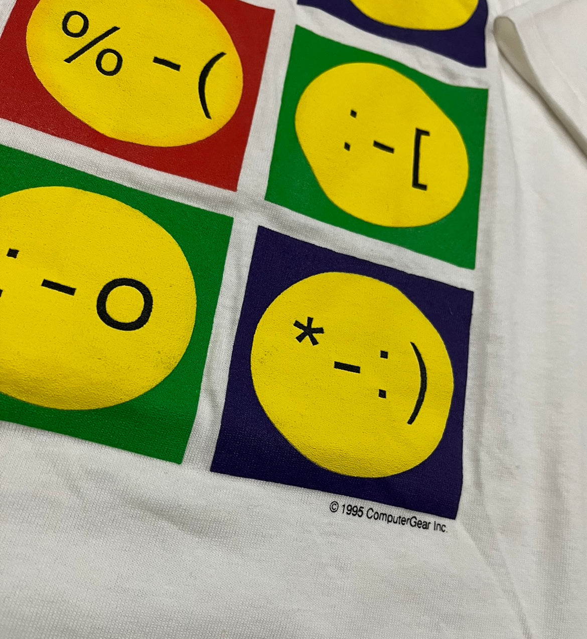 Vintage COMPUTER WEAR emoji tee